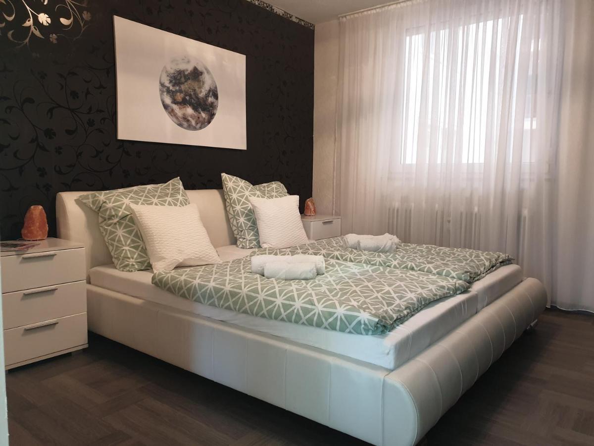 Große 130qm Ferienwohnung mit Whirlpool Sulzbach  Exterior foto
