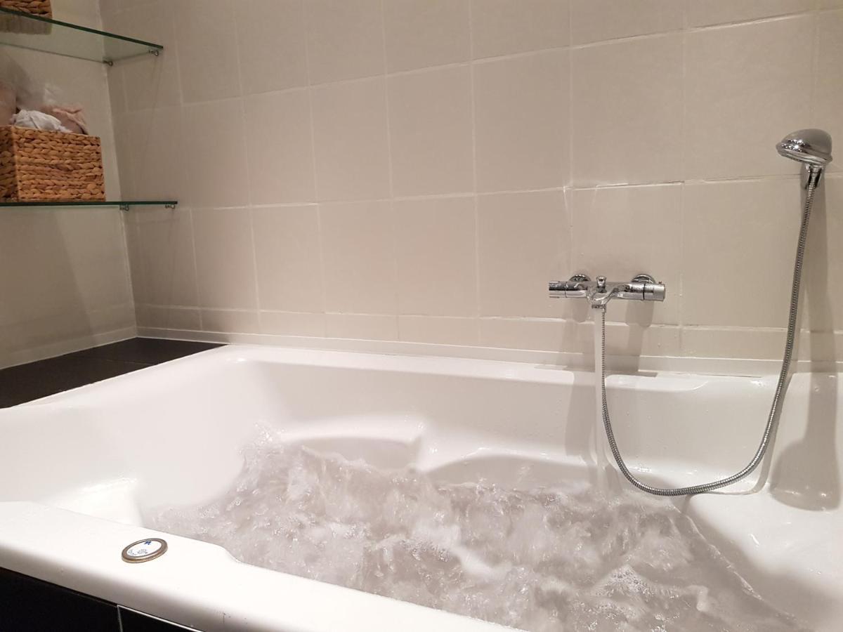 Große 130qm Ferienwohnung mit Whirlpool Sulzbach  Exterior foto