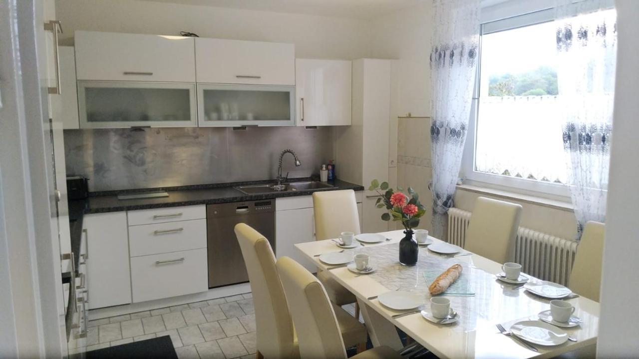 Große 130qm Ferienwohnung mit Whirlpool Sulzbach  Exterior foto
